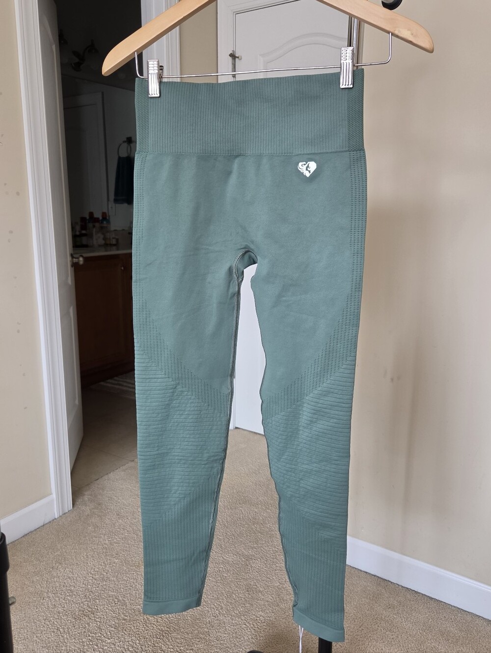 Women's Best Power Seamless High Waisted Leggings – Sage – Size Medium - NWT